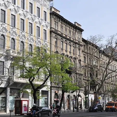 Matyas House In The Center Budapest